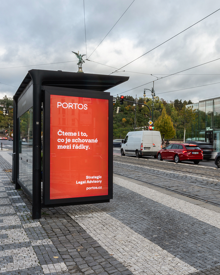 Portos tram stop display